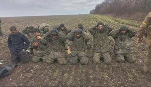 Стаття Для російських військових, які хочуть здатись у полон, запустили гарячу лінію Ранкове місто. Київ