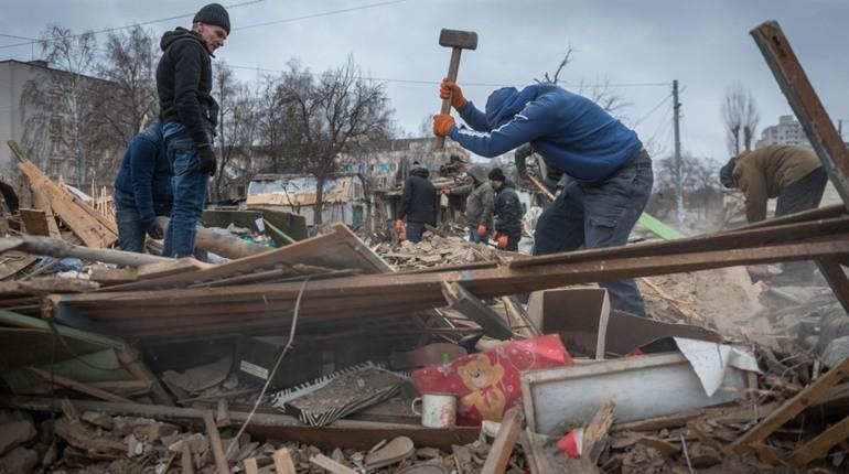 Стаття На Київщині понад 300 безробітних долучилися до “Армії відновлення” Утренний город. Київ