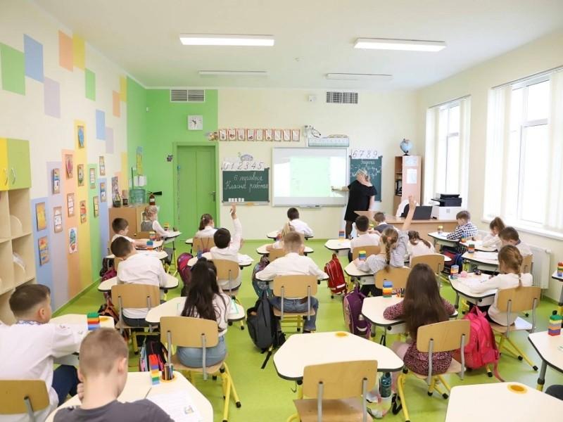 Стаття У Києві перенесли дату оцінювання школярів за перший семестр Ранкове місто. Київ