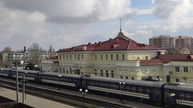 Стаття До звільненого Херсону призначають другий пасажирський потяг Ранкове місто. Київ