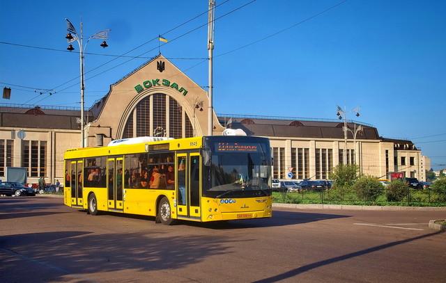 Стаття Україна поступово відмовиться від дизельних автобусів у містах Утренний город. Київ
