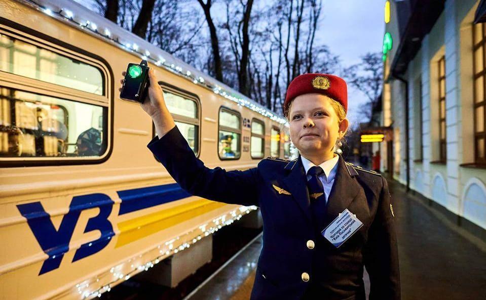 Стаття У квітні Київська дитяча залізниця розпочинає ювілейний сезон Ранкове місто. Київ
