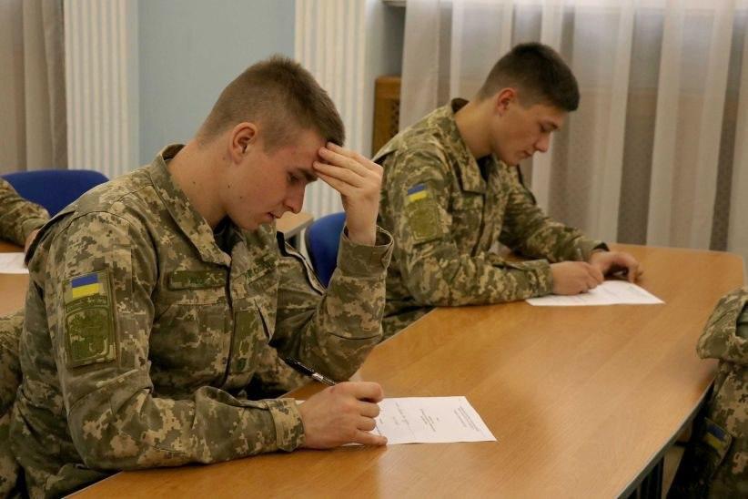 Стаття Особливості вступної кампанії до військових вишів у 2023 році Ранкове місто. Київ