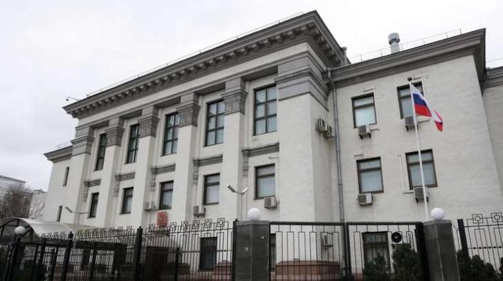 Стаття Київрада розірвала договір з посольством росії про оренду землі в столиці Ранкове місто. Київ