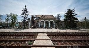 Стаття Станція-привид: у ДонОВА показали, як зараз виглядає залізничний вокзал «Святогірськ» Ранкове місто. Київ