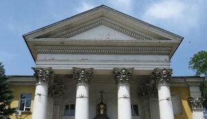 Стаття Росіяни захопили собор ПЦУ в окупованому Сімферополі Ранкове місто. Київ