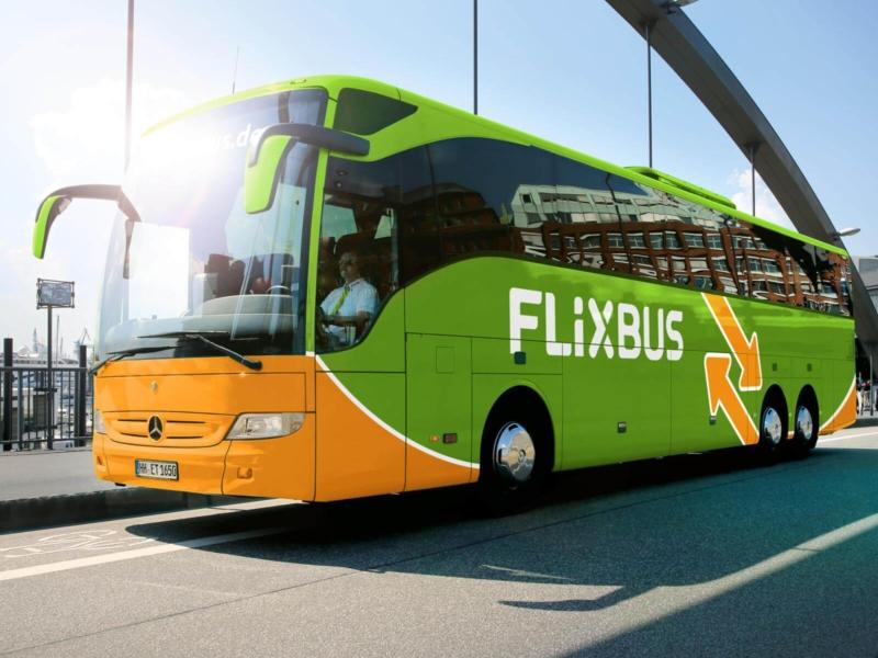 Стаття Автобусний лоукостер відкриває новий маршрут з Києва до аеропортів Варшави Ранкове місто. Київ