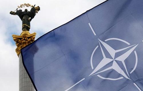 Стаття Такий приклад вже є: Україна може вступити в НАТО до деокупації усіх територій, – NYT Ранкове місто. Київ