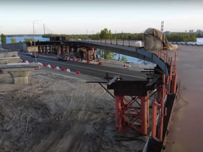 Стаття На Дарницькому мосту завершують будівництво лівобережних з’їздів Ранкове місто. Київ