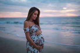 Стаття Жінки тепер самі зможуть визначати дату початку відпустки у зв’язку з вагітністю та пологами Ранкове місто. Київ