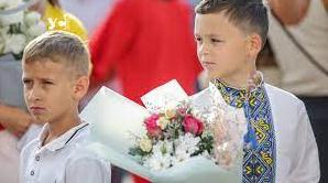 Стаття В Одесі пропонують замість квітів вчителям на 1 вересня допомогти ЗСУ Ранкове місто. Київ