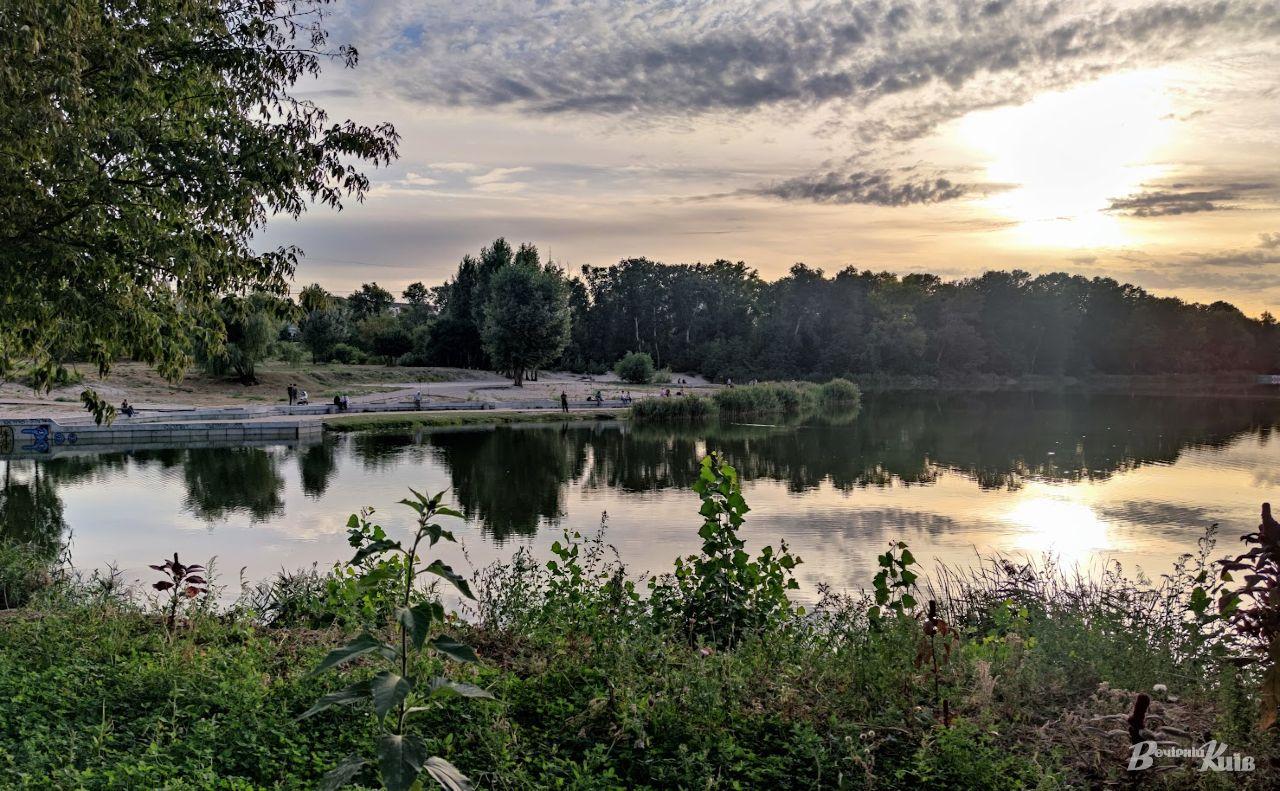 Стаття Навколо озер на Оболоні створюють парк: що там буде? Ранкове місто. Київ