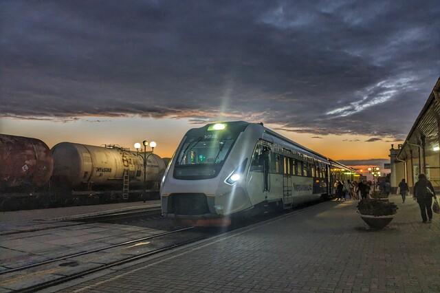 Стаття Як буде працювати новий залізничний маршрут до Варшави Ранкове місто. Київ