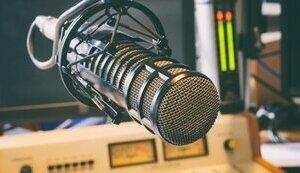 Стаття В Естонії запускають першу україномовну радіостанцію Ранкове місто. Київ