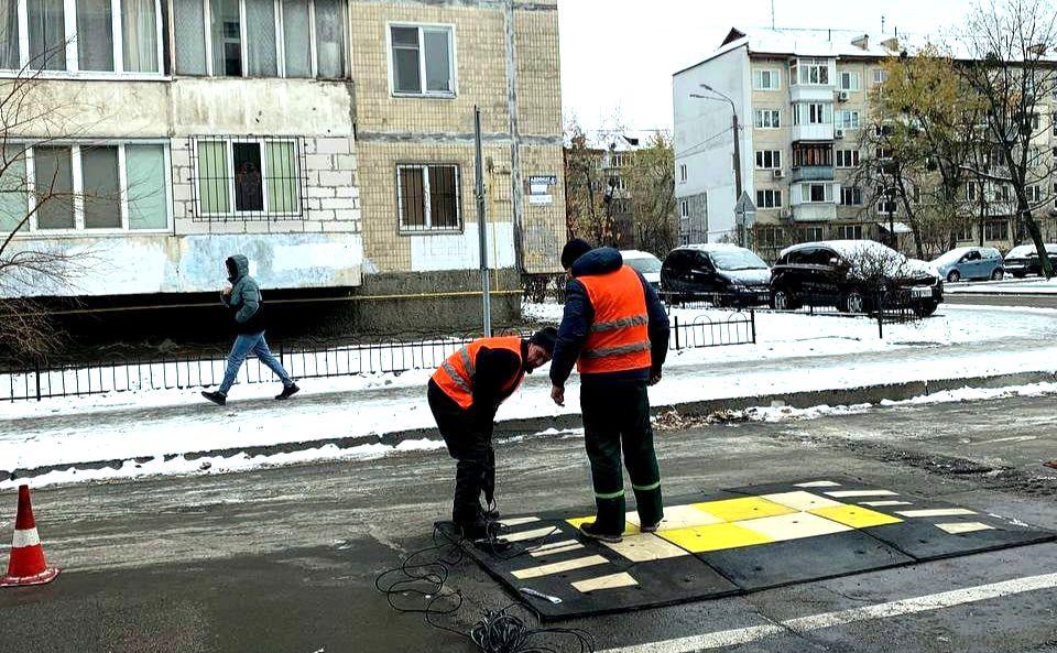 Стаття У Києві стартував експеримент із заспокоєння дорожнього руху Ранкове місто. Київ