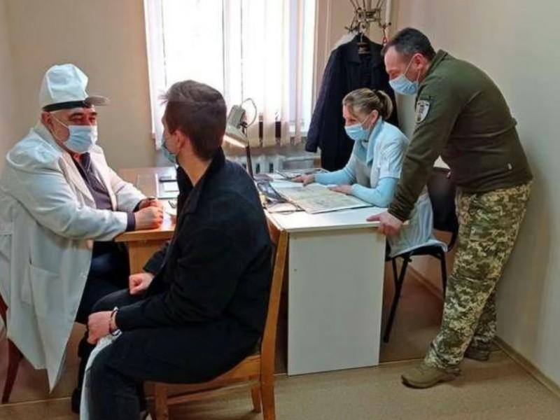 Стаття Електронна черга на військово-лікарську комісію – як записатись Ранкове місто. Київ