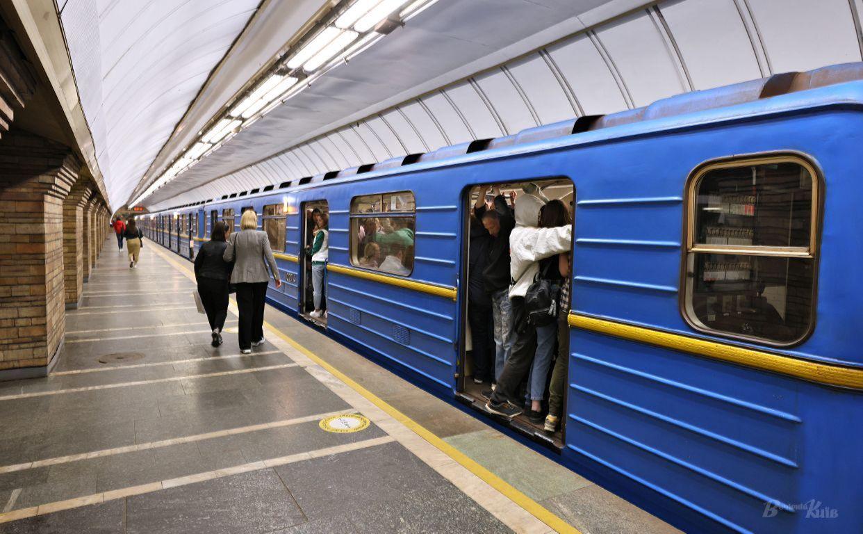 Стаття Закриття шести станцій київського метро: місто опублікувало схему руху автобусів Ранкове місто. Київ