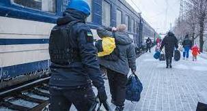 Стаття Введено новий графік поїздів для евакуації мешканців Донеччини до Житомирщини Ранкове місто. Київ