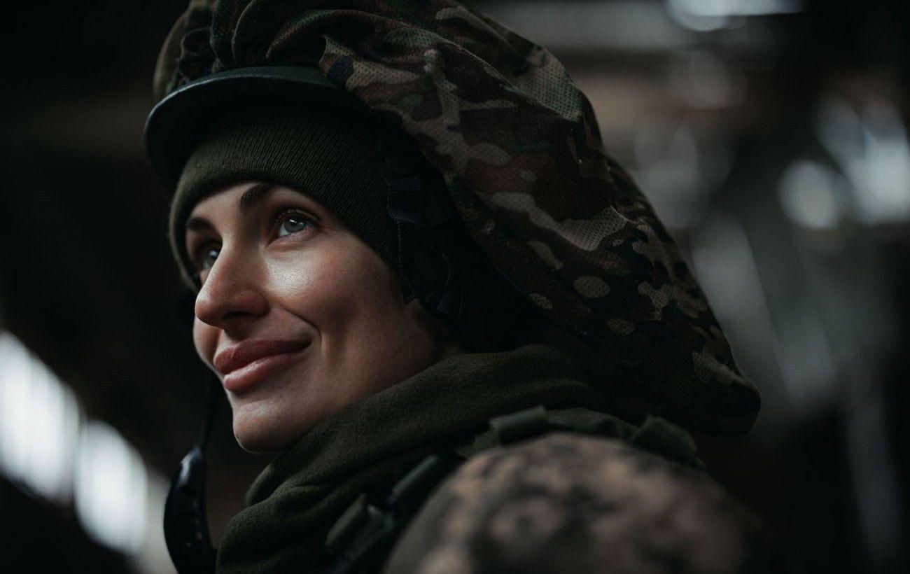 Стаття «Бахмутська відьма»: жінка-командирка керує батареєю мінометників й бореться з окупантами на Донбасі Ранкове місто. Київ