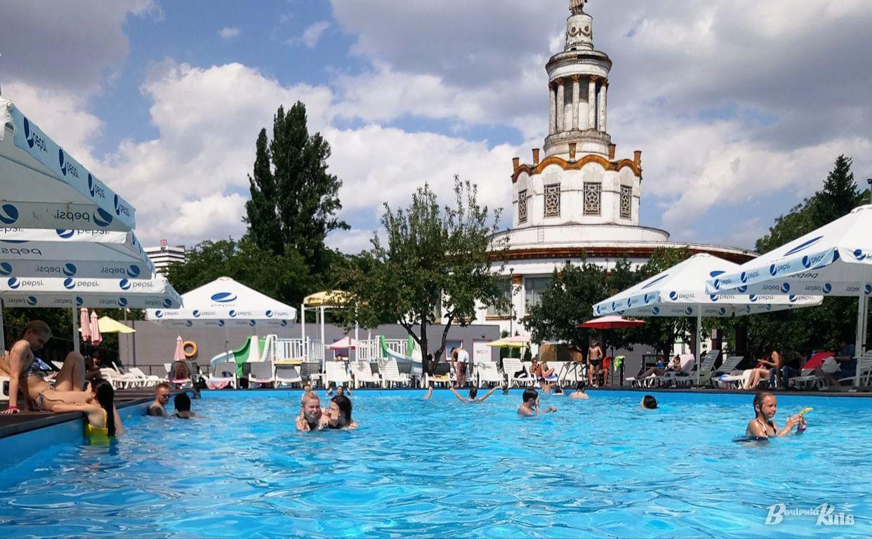 Стаття На ВДНГ відкриють басейн просто неба Ранкове місто. Київ