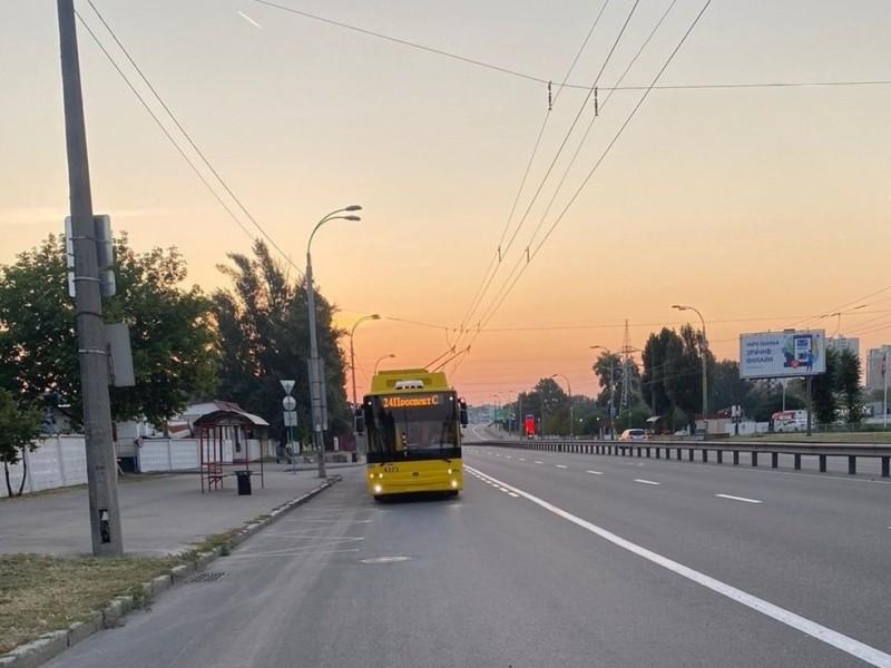 Стаття Київ покращує транспортну інфраструктуру: нові виділені смуги для громадського транспорту Ранкове місто. Київ